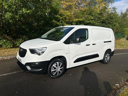 VAUXHALL COMBO 1.5 Turbo D 2300 Dynamic